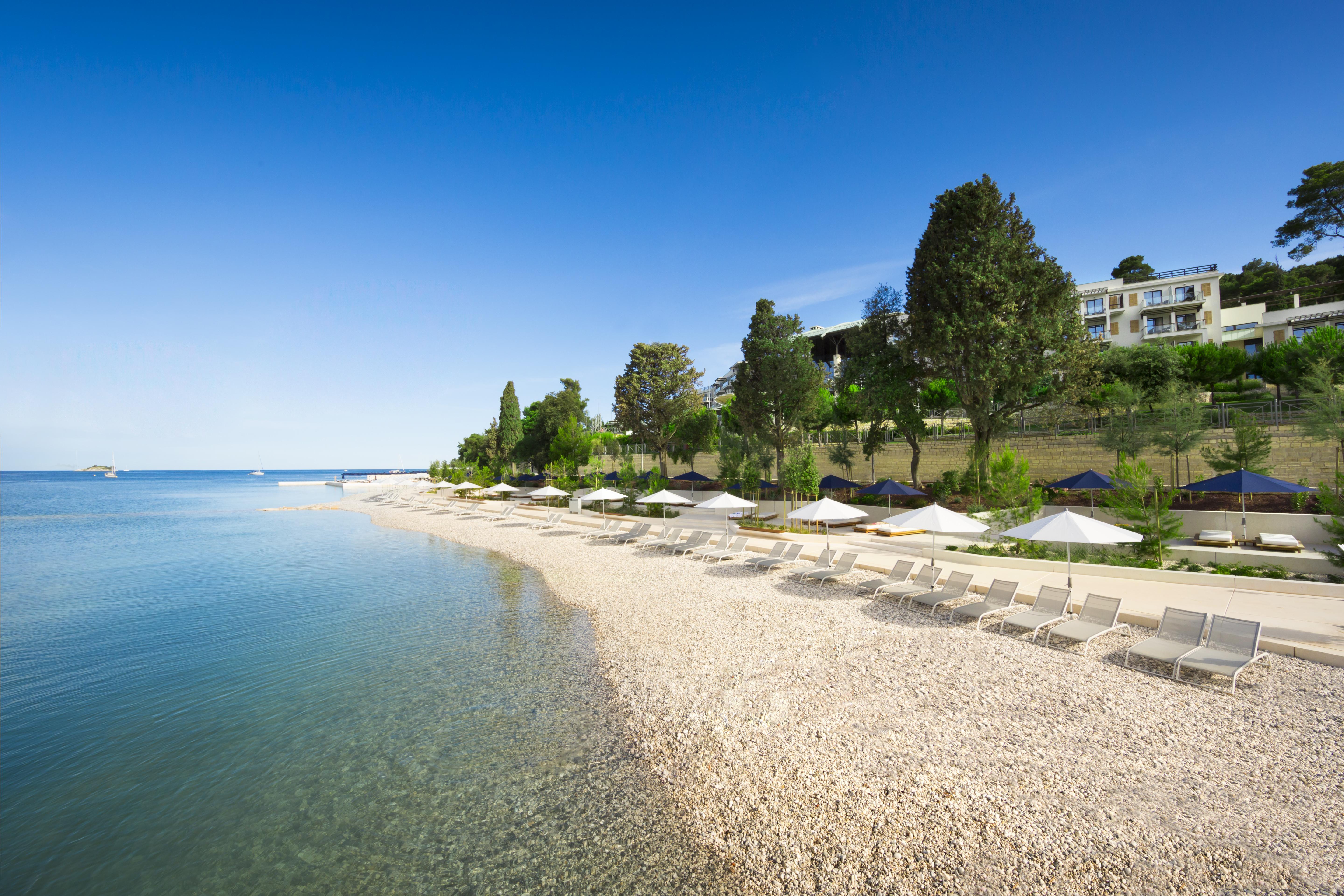 Hotel Monte Mulini Rovigno Esterno foto Beach in Opatija